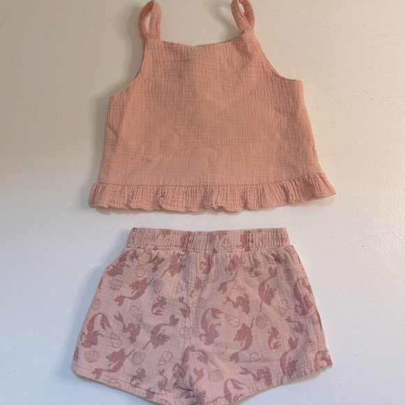 Disney little mermaid Peach Kids Shorts Set size 4T - Picture 3 of 3